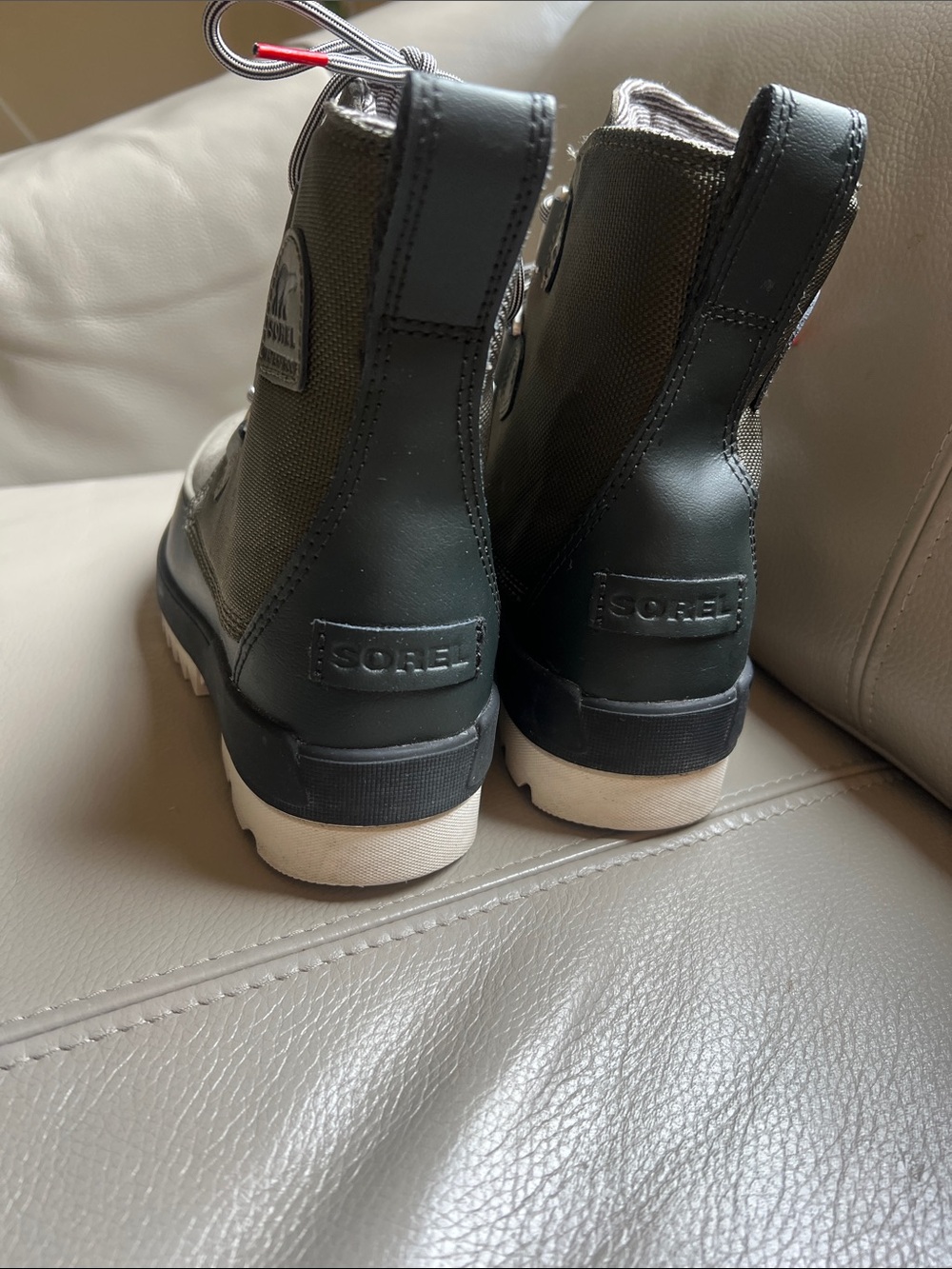 Sorel Kids Olive Green and White Winter Boots - Picture 4 of 10
